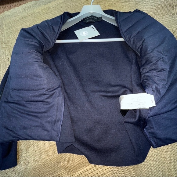 CANADA GOOSE HyBridge Knit Packable Jacket IN Navy NWT size XS - Picture 7 of 13
